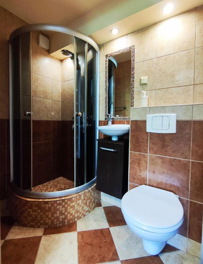 Najlepsze Miejsce - Pokoje I Apartamenty W Krakowie Экстерьер фото